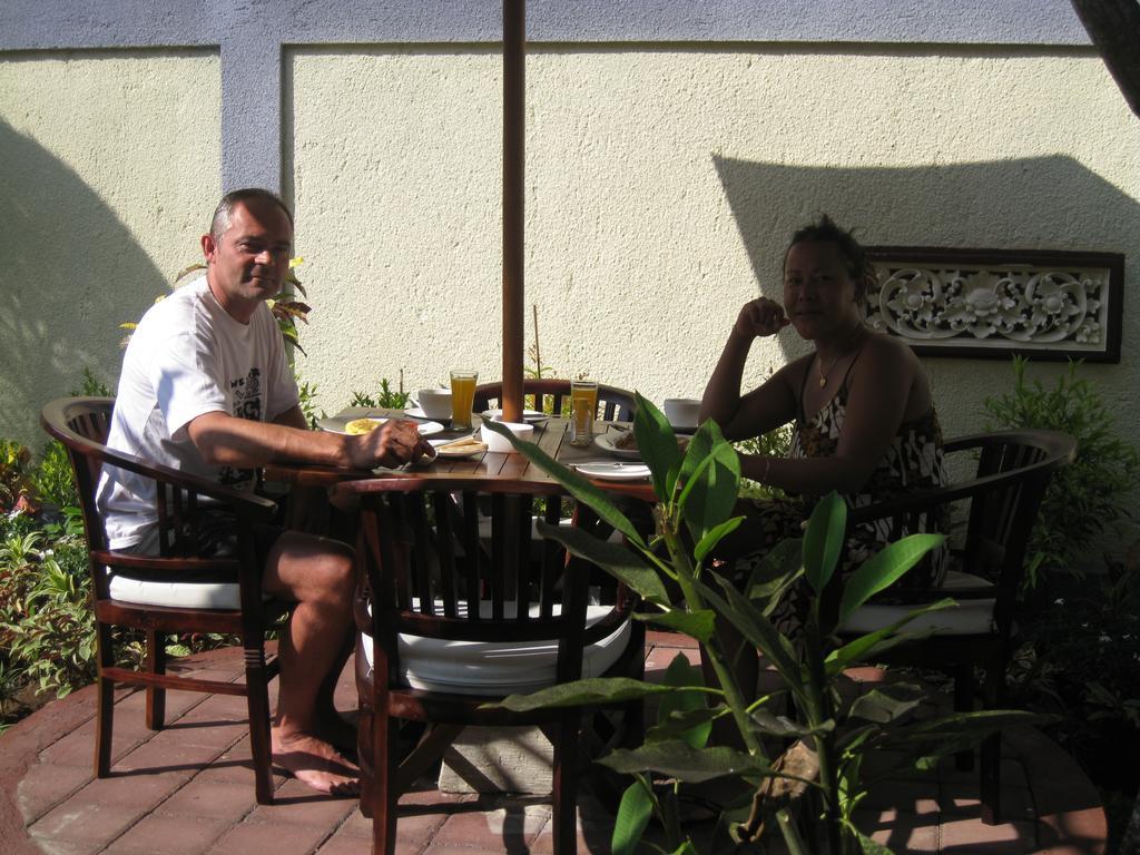 Frangipani Homestay Νούσα Ντούα Εξωτερικό φωτογραφία