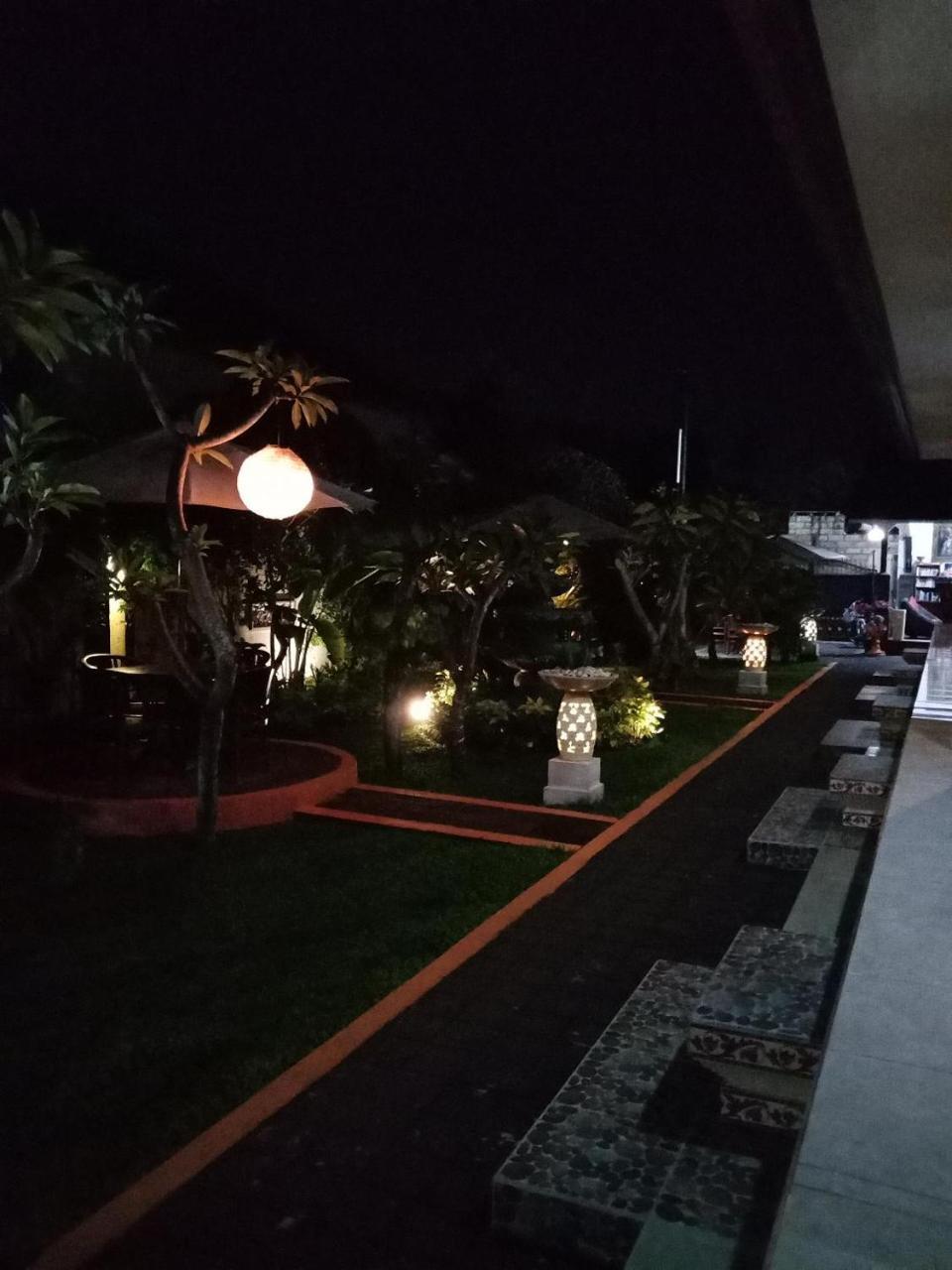 Frangipani Homestay Νούσα Ντούα Εξωτερικό φωτογραφία